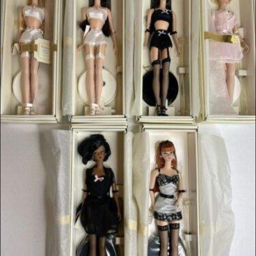 Lingerie Silkstone Barbies - Lot of 6 - sold out